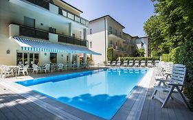 Hotel Athena
